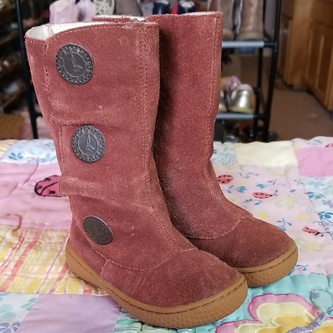 Livie & Luca Size 6 Rust Suede Tiempo Boots